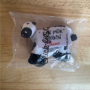 2022 Chick-fil-A *Eat Mor Chikin* Cow Plush Promo Toy NEW